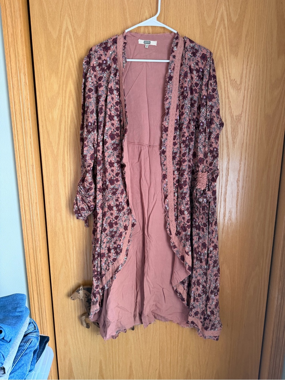 gimmicks by BKE Dusty Rose Knit Top